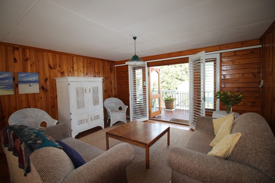 To Let 3 Bedroom Property for Rent in Kleinmond Western Cape